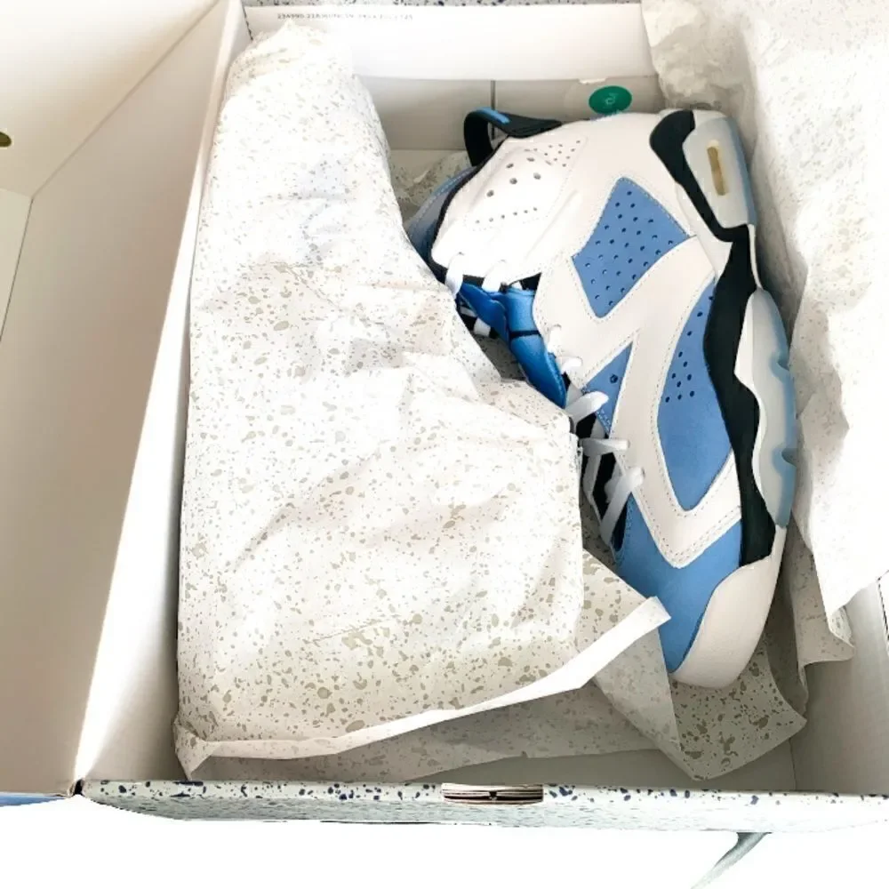 NIB Jordan 6 Retro UNC White